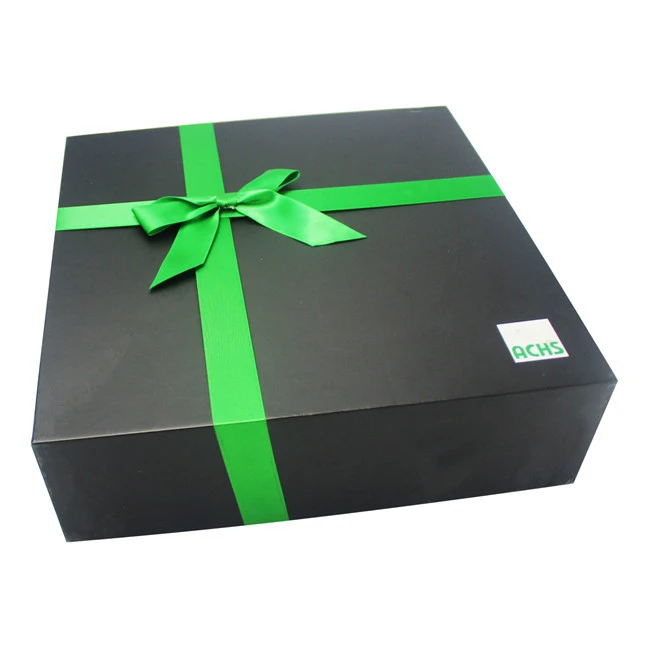 Black Gift Box z Liksy Lids Sroge Boxe do Prezyntōw